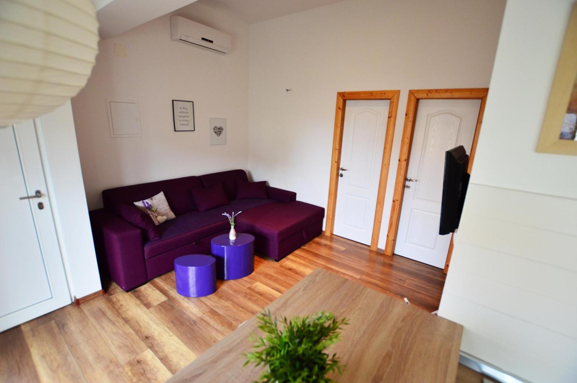 Kucica Apartment *